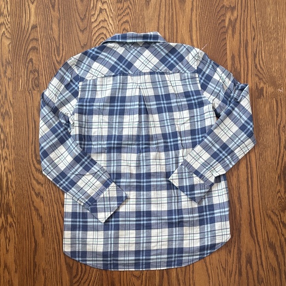 Women’s vineyard vibes plaid button down - Picture 4 of 4